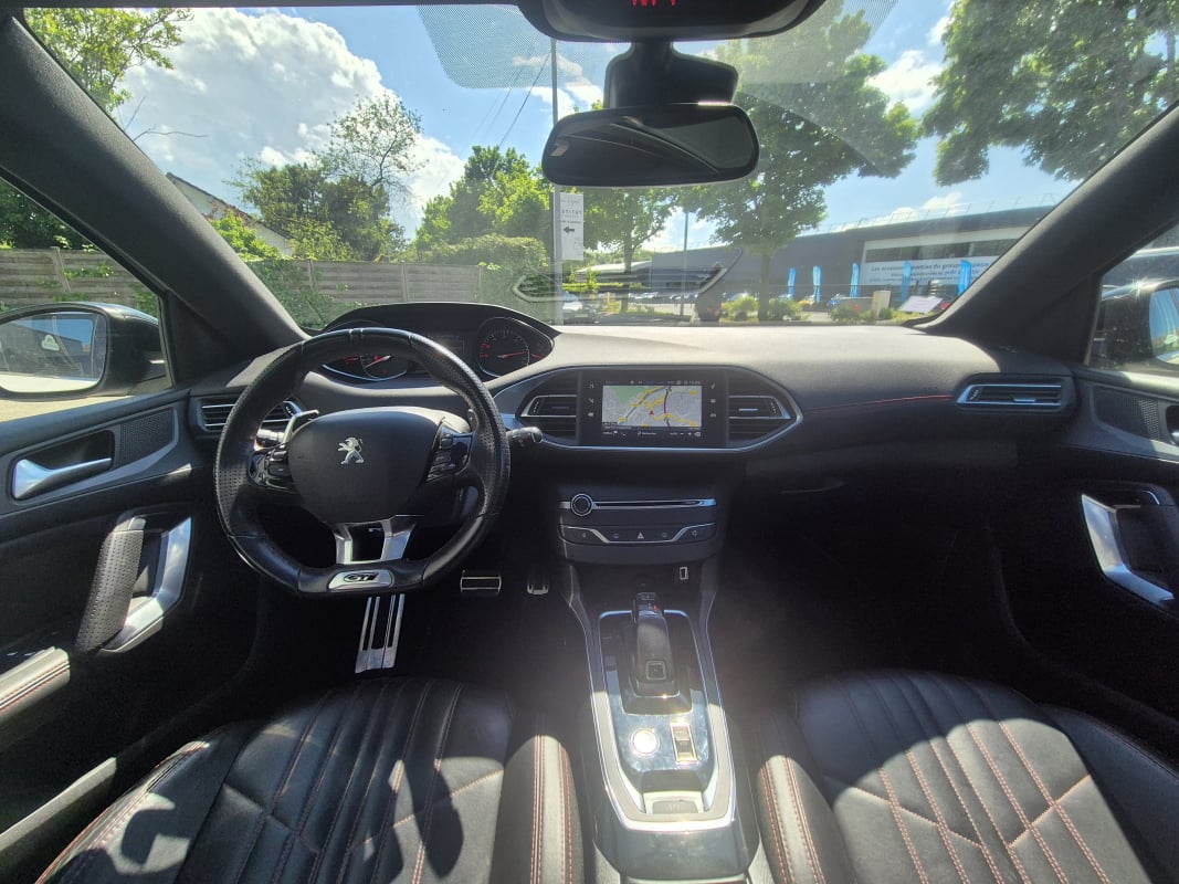 Peugeot 308 SW Phase II 2.0 BlueHDi 180 cv GT LINE EAT 8 — 17