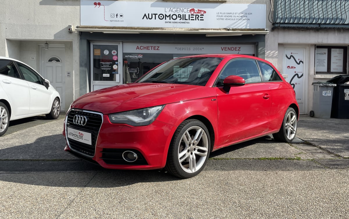 Audi A1 1.6 TDI 105 cv  S-Line