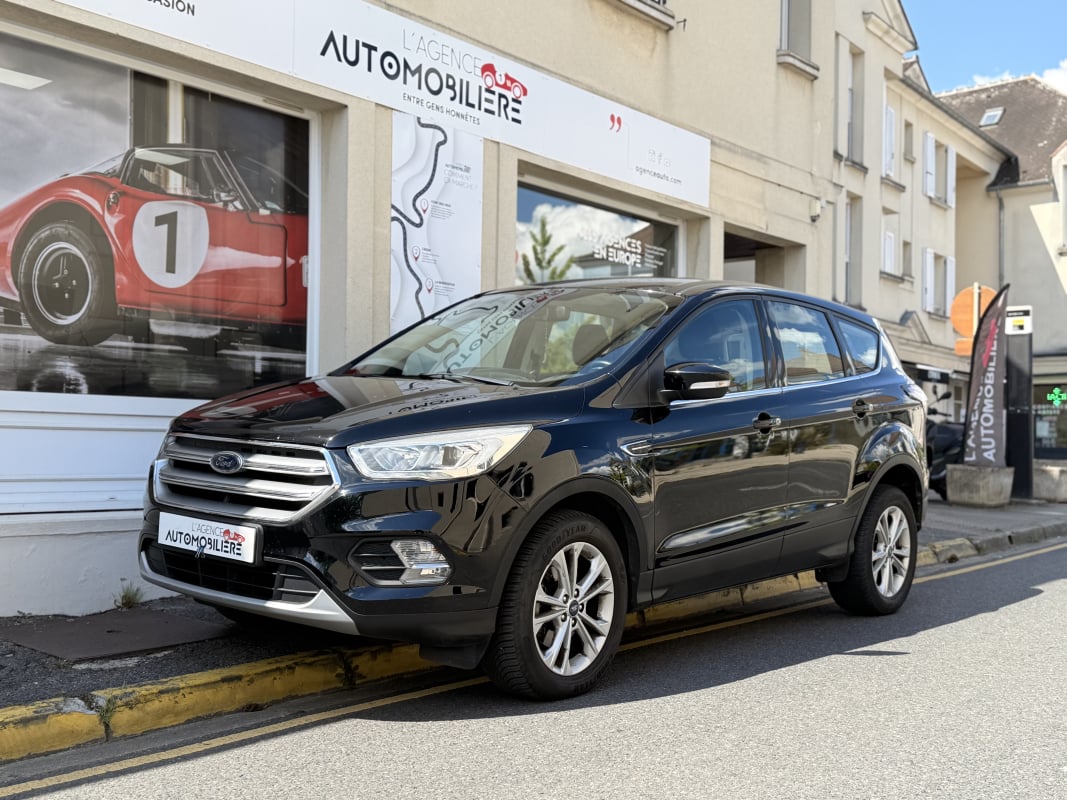 Ford Kuga FORD KUGA II (2) 1.5 TDCI 120 S&S 4X2 TITANIUM