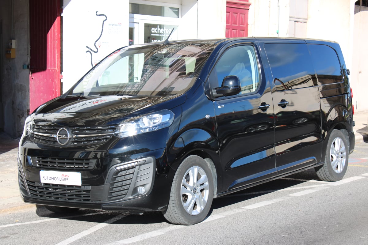 Opel Vivaro COMBI 2.0 BLUEHDI 180 M EAT BVA START-STOP ( Carplay, Attelage, Caméra de recul ... ) — 1