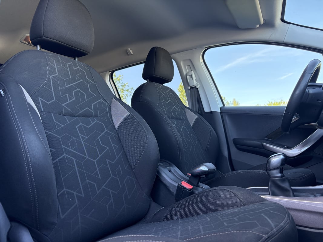 Peugeot 2008 1.2 VTi 12V 82 cv - Courroie Distribution Neuve — 26