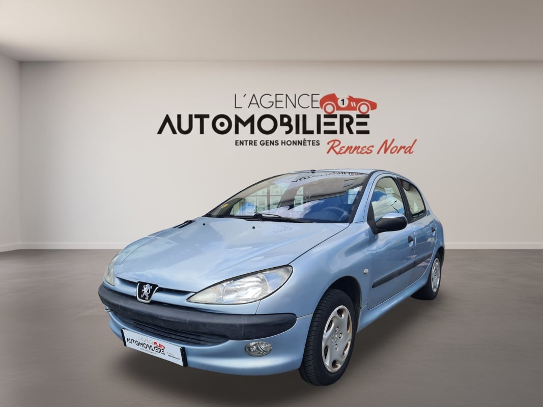 Peugeot 206 1.4 XR PRESENCE — 1