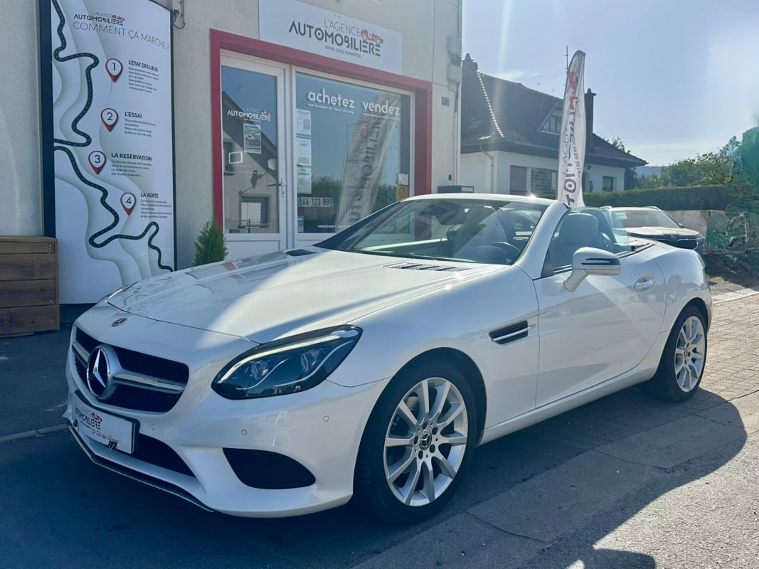 Mercedes-Benz SLC 180 1.6 i 16V BlueEFFICIENCY 156 ch FASCINATION