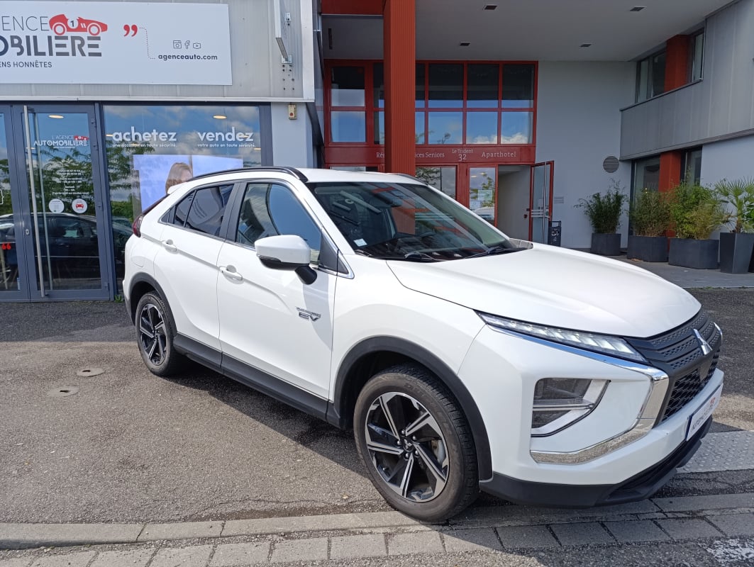 Mitsubishi Eclipse Cross II 2.4 MIVEC PEHV 188 cv 4WD BVA INTENSE STYLE — 2