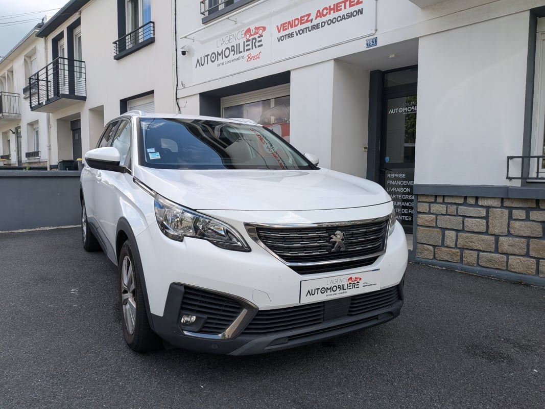 Peugeot 5008 1.6 HDI 120 CH EAT6 ACTIVE BUSINESS 7 PLACES — 1