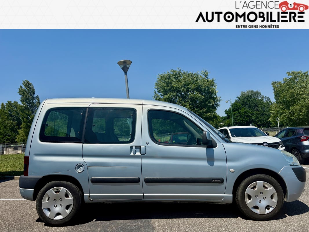 Citroen Berlingo 2.0 HDI 90CH - 5 places — 2