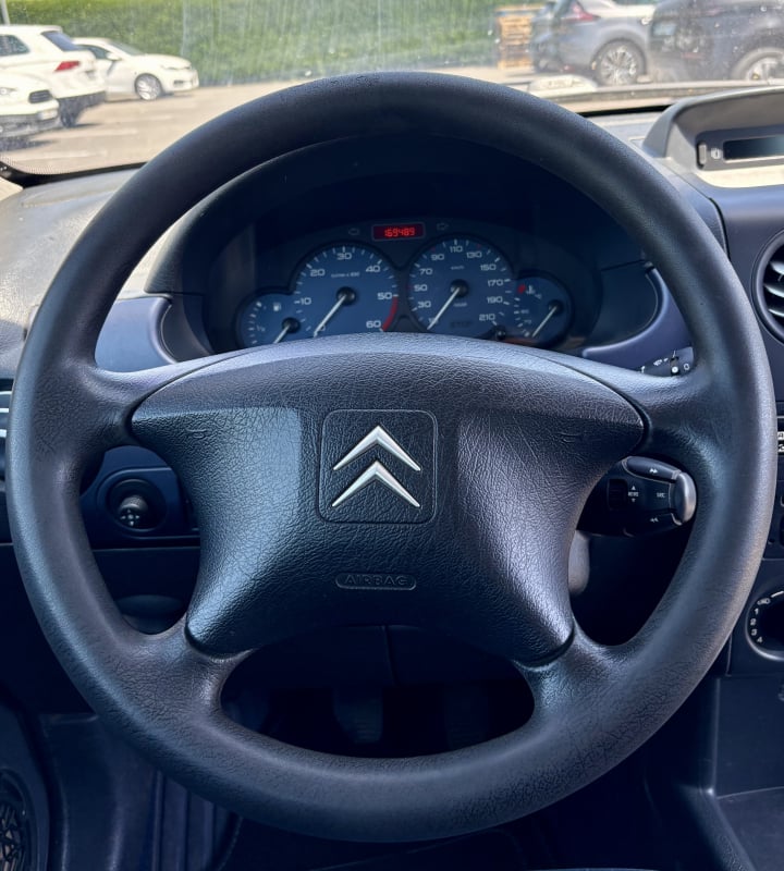 Citroen Berlingo 2.0 HDI 90CH - 5 places — 24