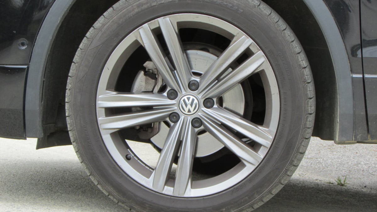 Volkswagen Tiguan Allspace 2,0L TDI 150 DSG7 R-LINE 7 PLACES — 25