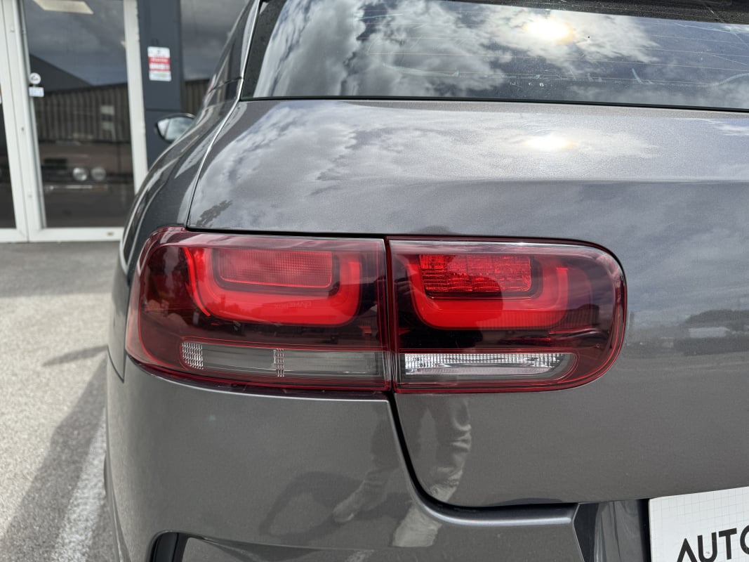 Citroen C4 Cactus 1.5 BLUE HDI 100 SHINE moteur neuf — 33