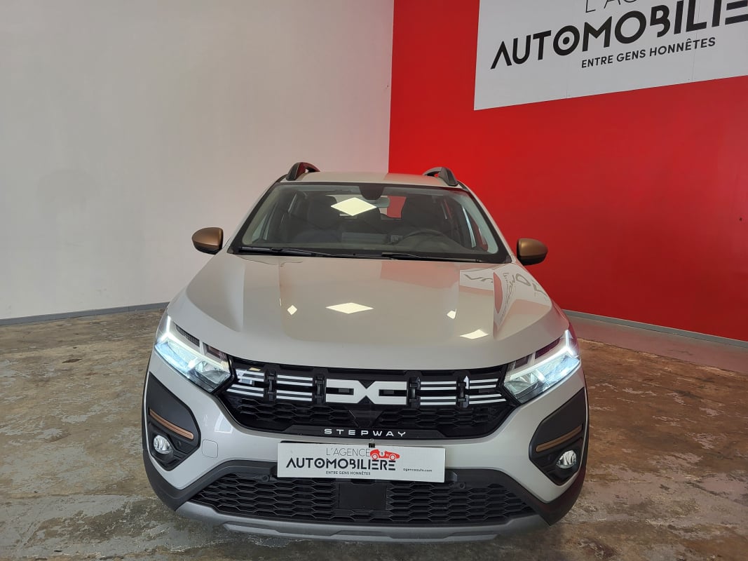 Dacia Sandero STEPWAY 1.0 ECO-G 100 EXTREME + ATTELAGE + CARPLAY — 2