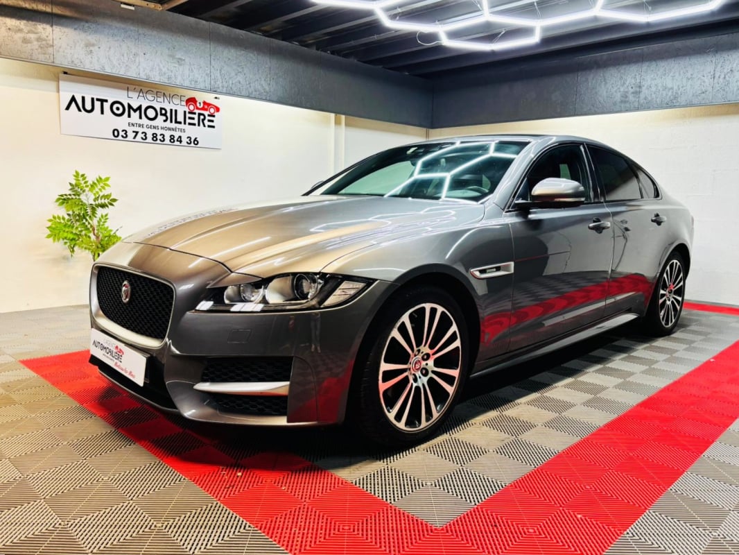 Jaguar XF 2.0L D 180CH 9CV R-SPORT AUTO