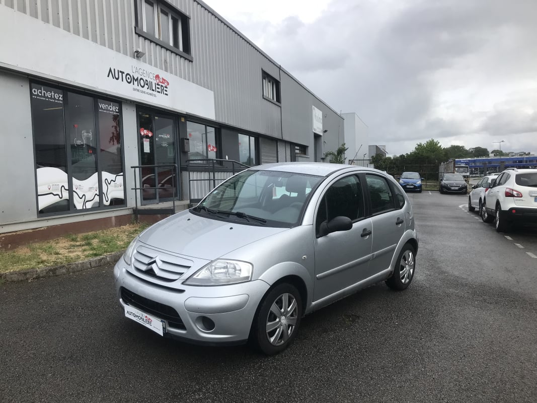 Citroen C3 Phase 2 1.1 i 60 cv — 1