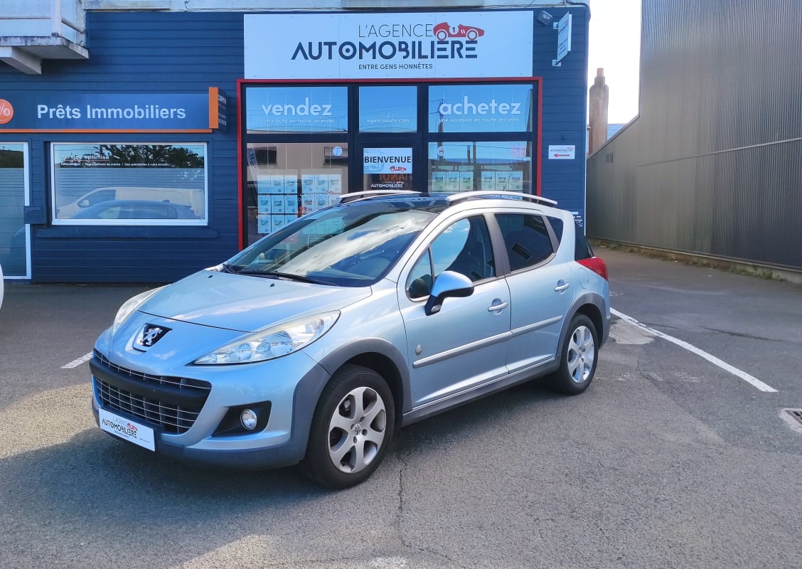 Peugeot 207 SW 1.6 HDi 90ch BVM5 OUTDOOR PREMIUM (Toit Pano) — 1