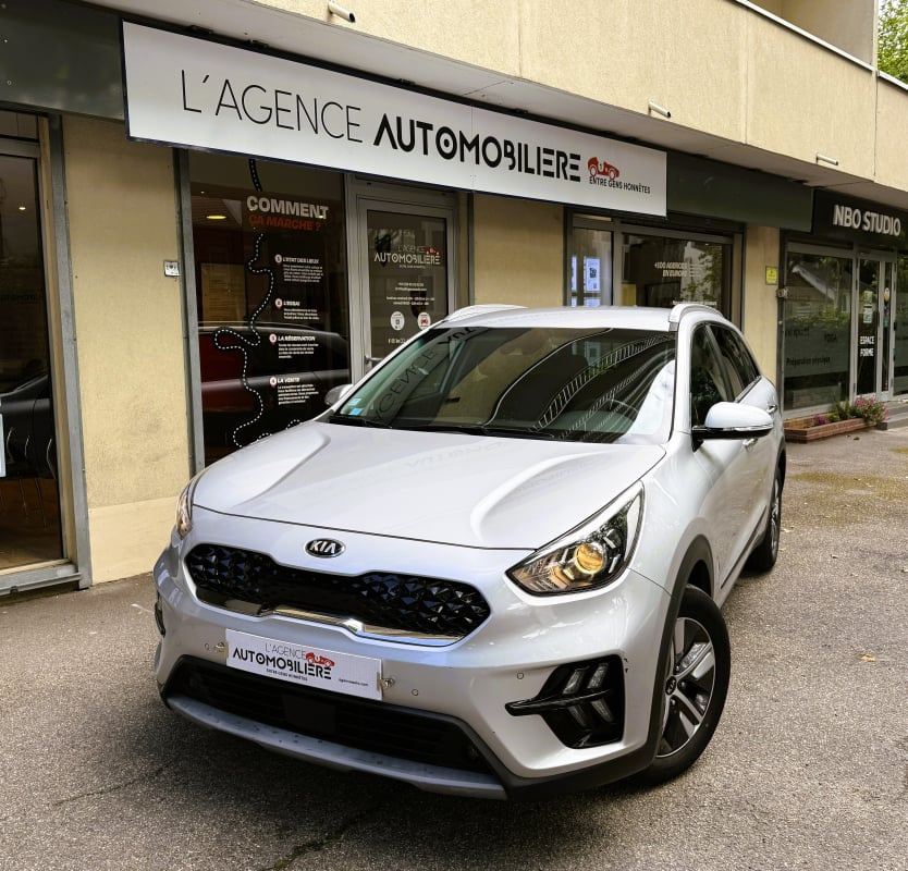 Kia Niro 1.6 GDI 141 ISG HYBRIDE PREMIUM BUSINESS DCT6 — 1