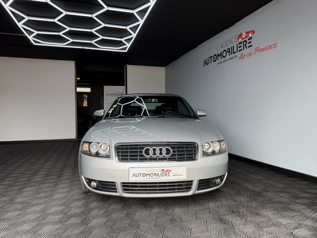 Audi A4 Cabriolet V6 2.4 170 Ch — 2