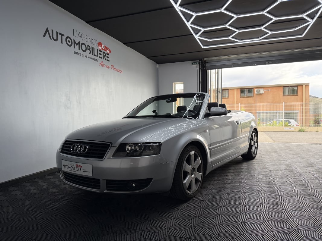 Audi A4 Cabriolet V6 2.4 170 Ch — 35