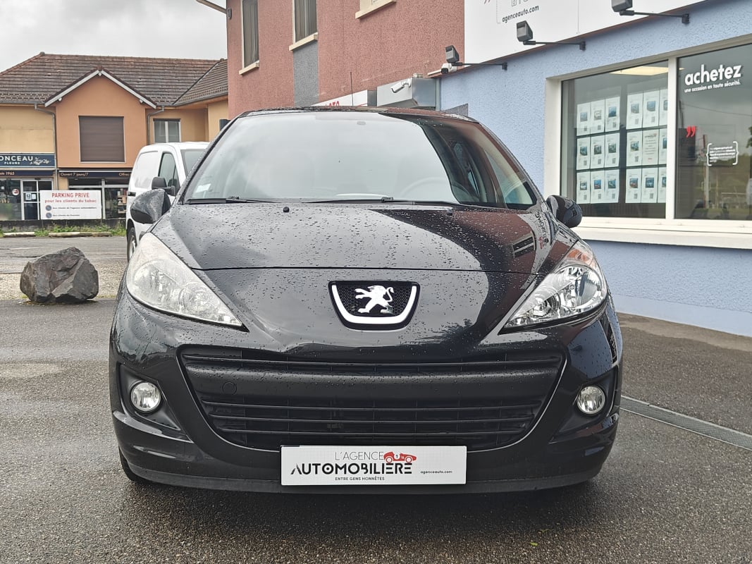 Peugeot 207 1.4 VTi 16v Active 5p 95CH — 2