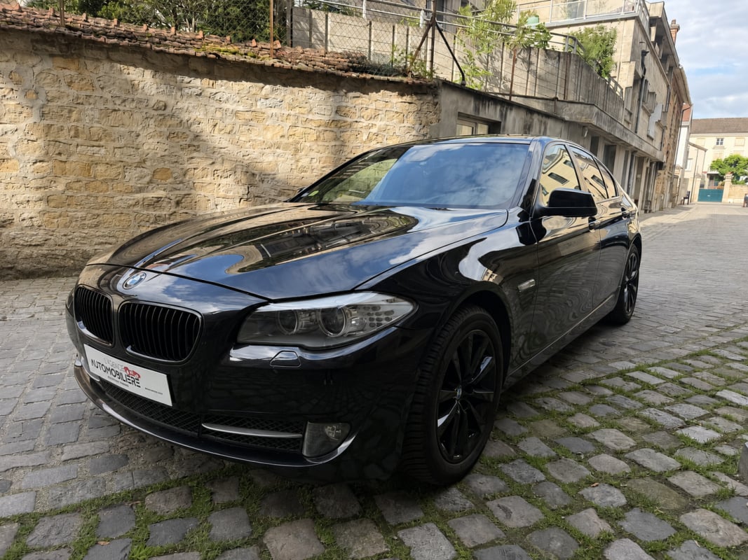 BMW Série 5 530d 3.0 d DPF 24V 258 cv Boîte auto luxury garantie 6 mois — 1