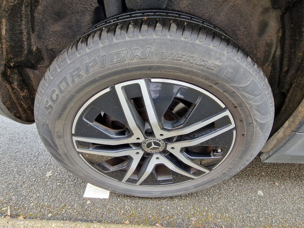 Mercedes-Benz Classe GLA II 200 D BUSINESS LINE 8G-DCT — 38
