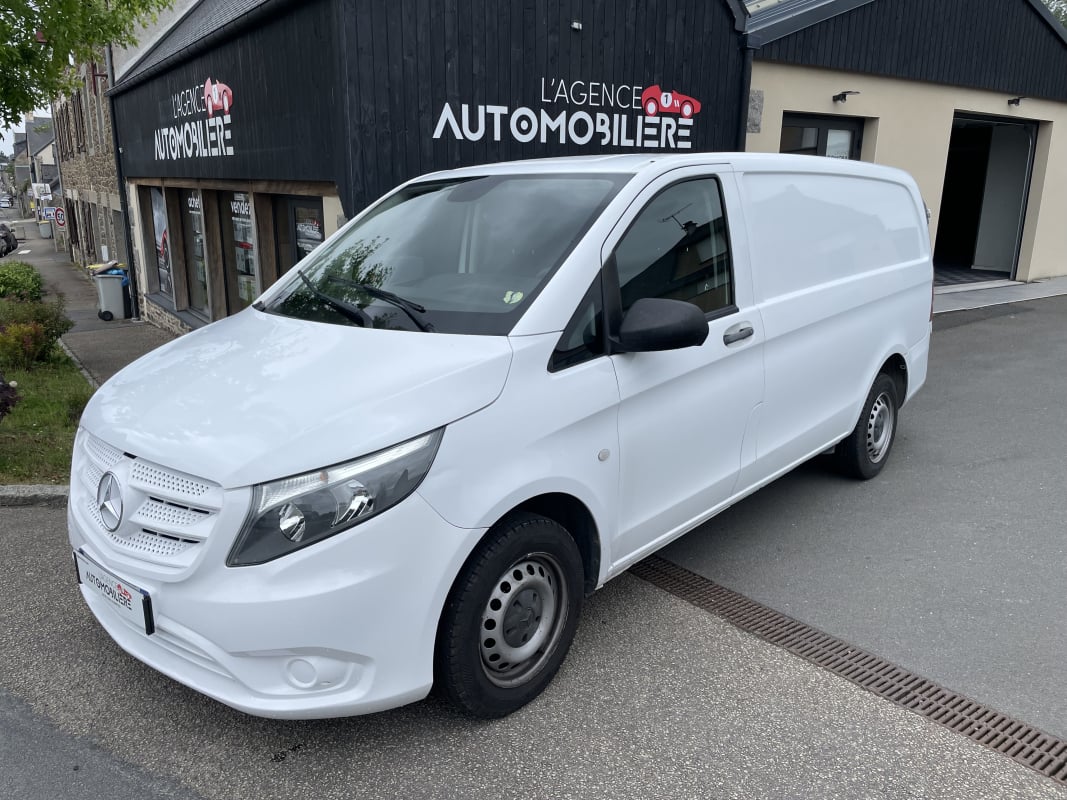 Mercedes-Benz Vito 111 CDI VERSION LONGUE — 1