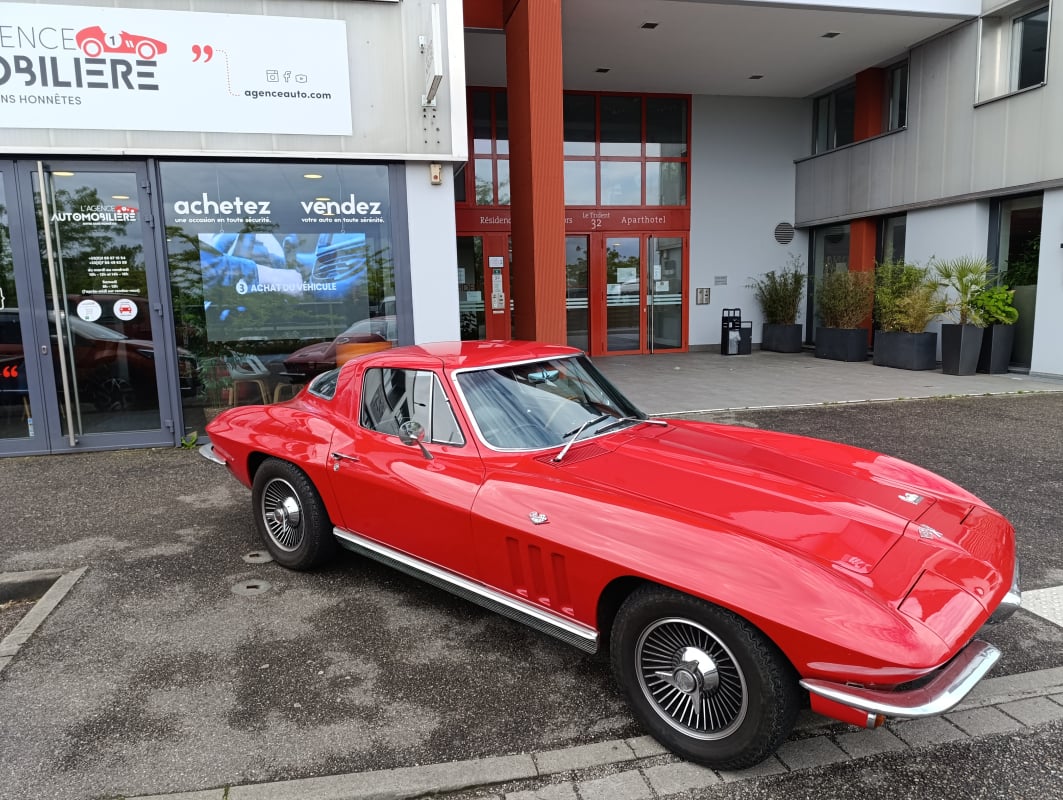 Chevrolet Corvette C2 STING RAY V8 327 CI 350 CV de 1966 Collection