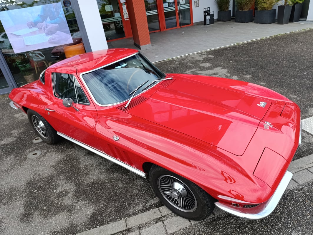 Chevrolet Corvette C2 STING RAY V8 327 CI 350 CV de 1966 Collection — 2