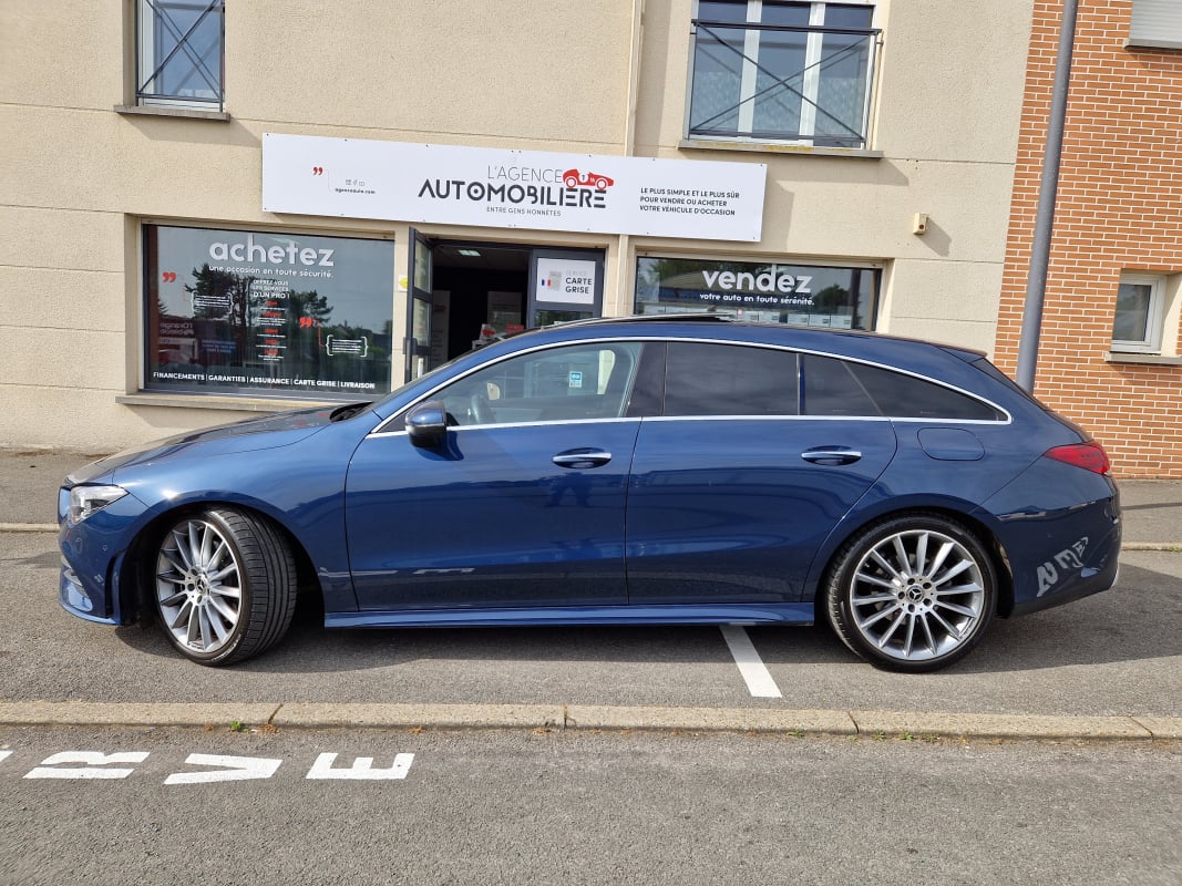 Mercedes-Benz Classe CLA SHOOTING BRAKE 200D AMG LINE 8G-DCT — 2