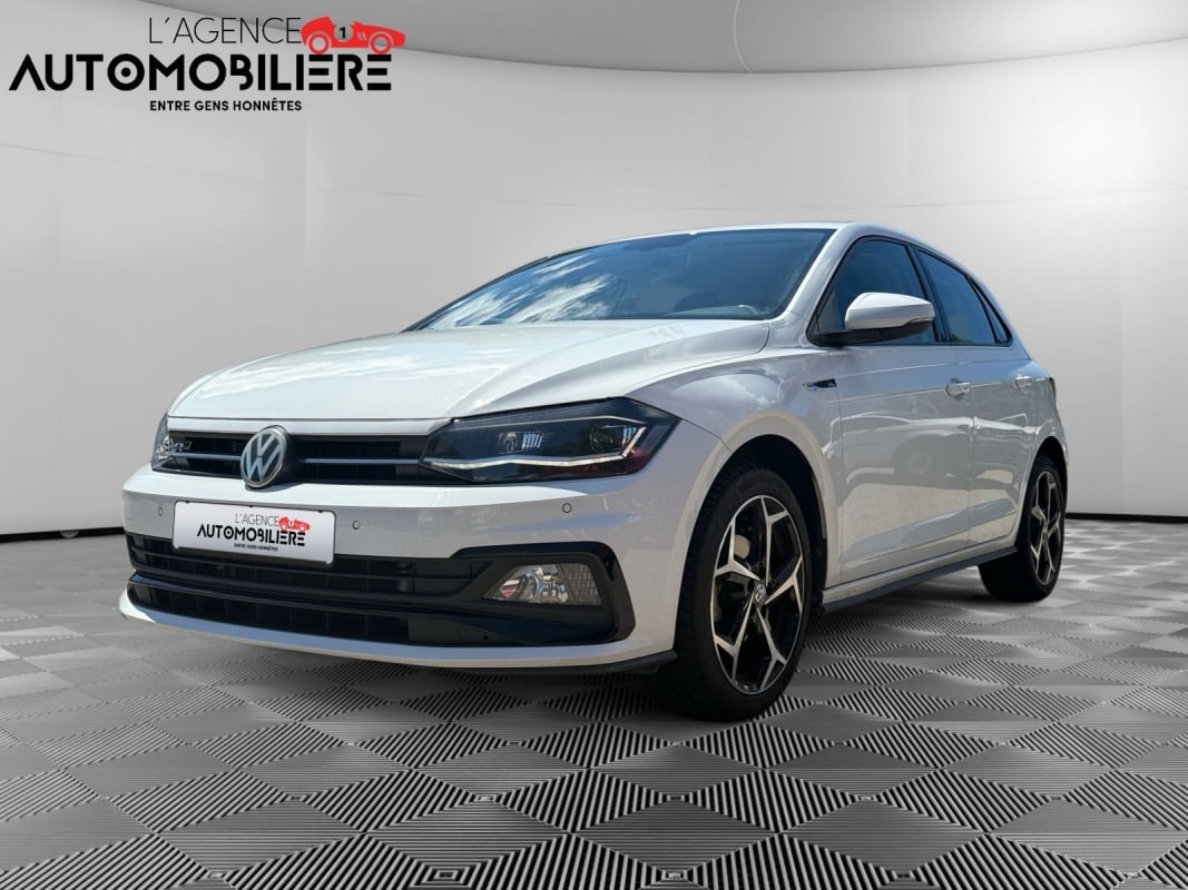 Volkswagen Polo 1.0 TSI 115 R-LINE — 1