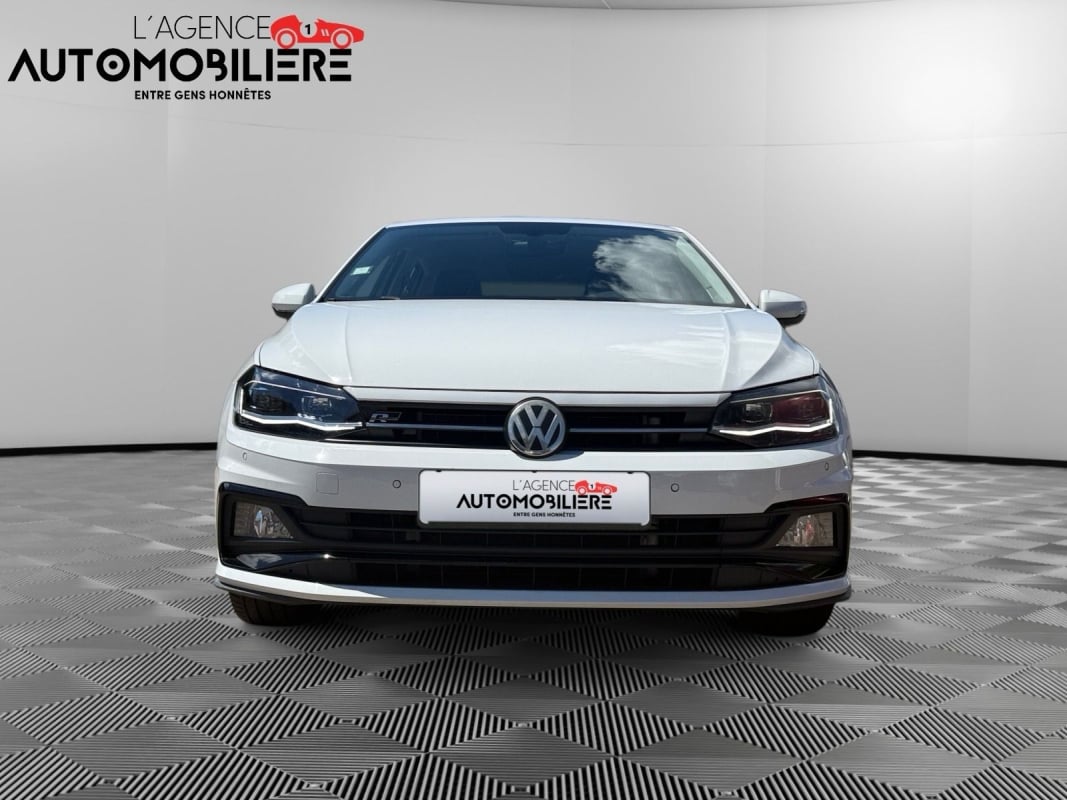 Volkswagen Polo 1.0 TSI 115 R-LINE — 2