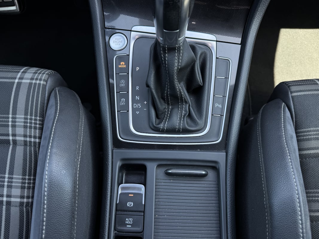 Volkswagen Golf GTD 2.0 TDI 184 ch DSG6 | GARANTIE 6 MOIS — 35