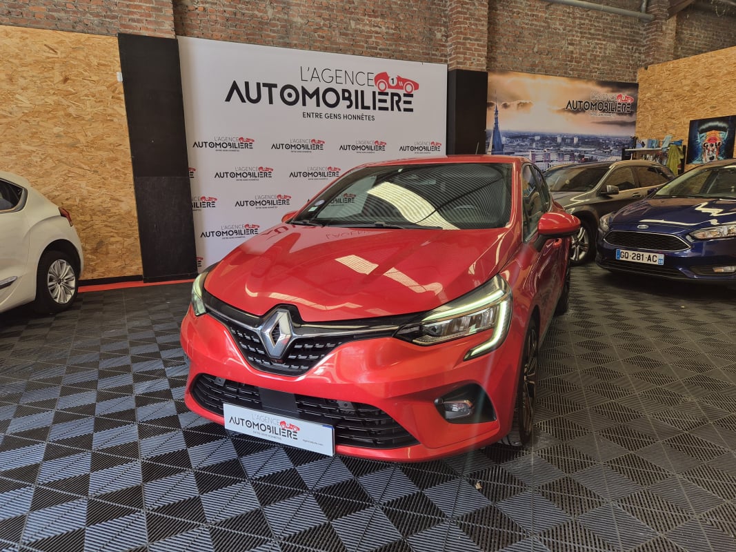Renault Renault Clio 5 E-TECH HYBRIB — 1