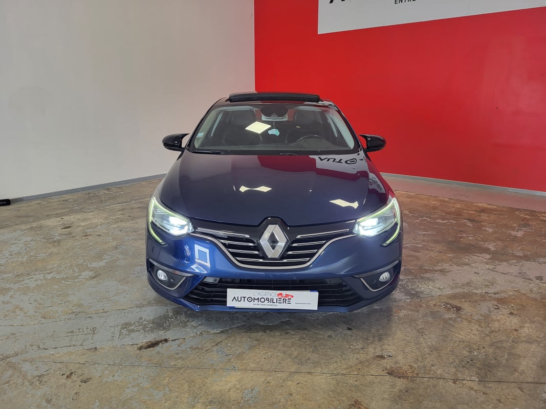 Renault Megane MEGANE IV 1.6 DCI 165 ENERGY BUSINESS INTENS EDC — 2