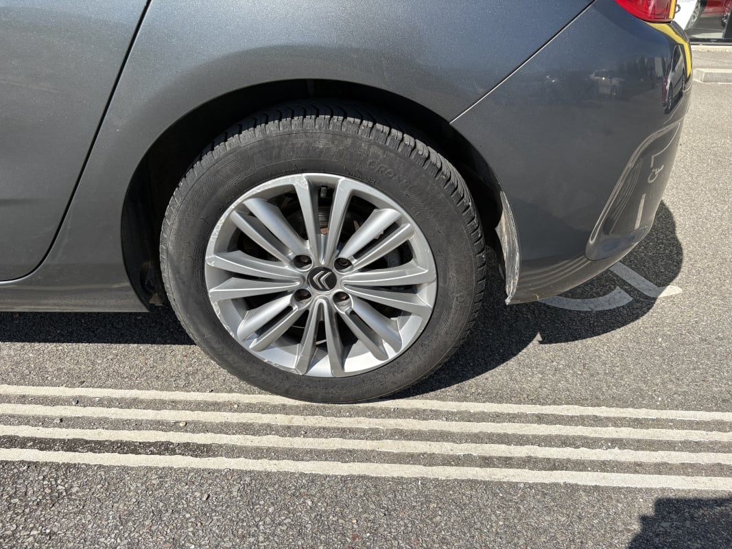 Citroen C4 1.6 HDI 90ch Millenium — 19