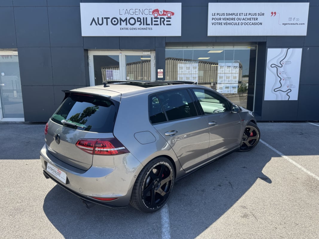 Volkswagen Golf 2.0 230ch GTI PERFORMANCE DSG6 — 2