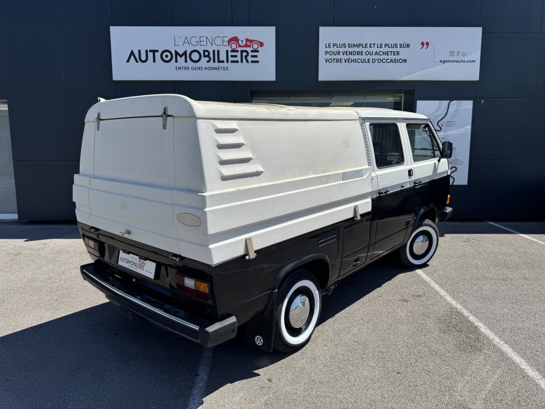 Volkswagen Transporter T3 1.6l TD 70cv boite 4 Doka restauré avec ridelles — 2