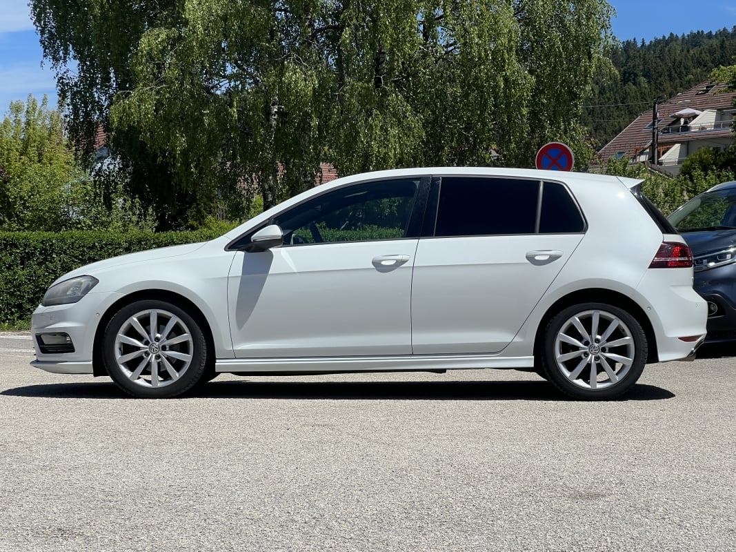 Volkswagen Golf VII 2.0 tdi 150 R-LINE BVM — 2