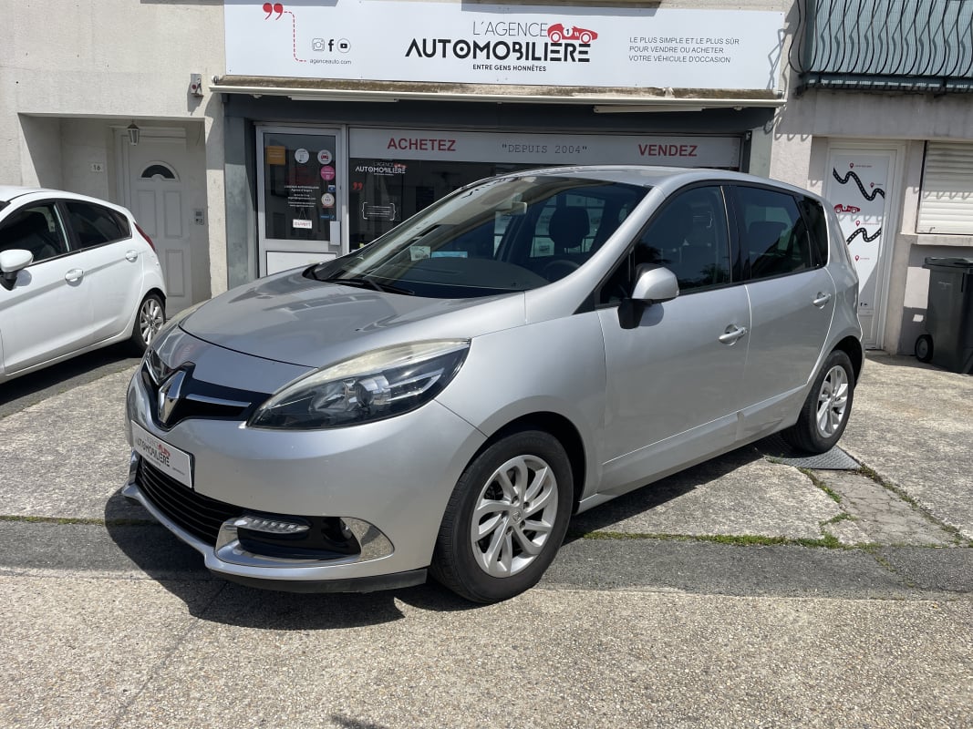 Renault Scenic 1.5 dCi 110 cv Dynamique - Attelage Distribution à jour — 1