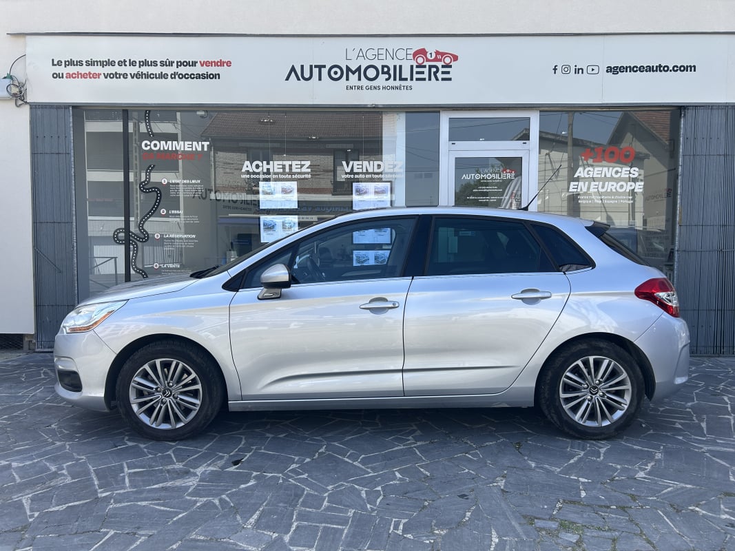 Citroen C4 1.6 HDI 112 COLLECTION - SUIVI D'ENTRETIEN - COURROIE REMPLACÉE — 2
