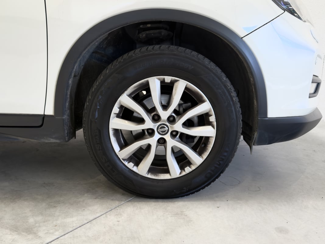 Nissan X-Trail III 1.6 Dci 130 Acenta Phase 2 – Immat France Cam 360° Sièges Chauffants Volant Chauffant — 32