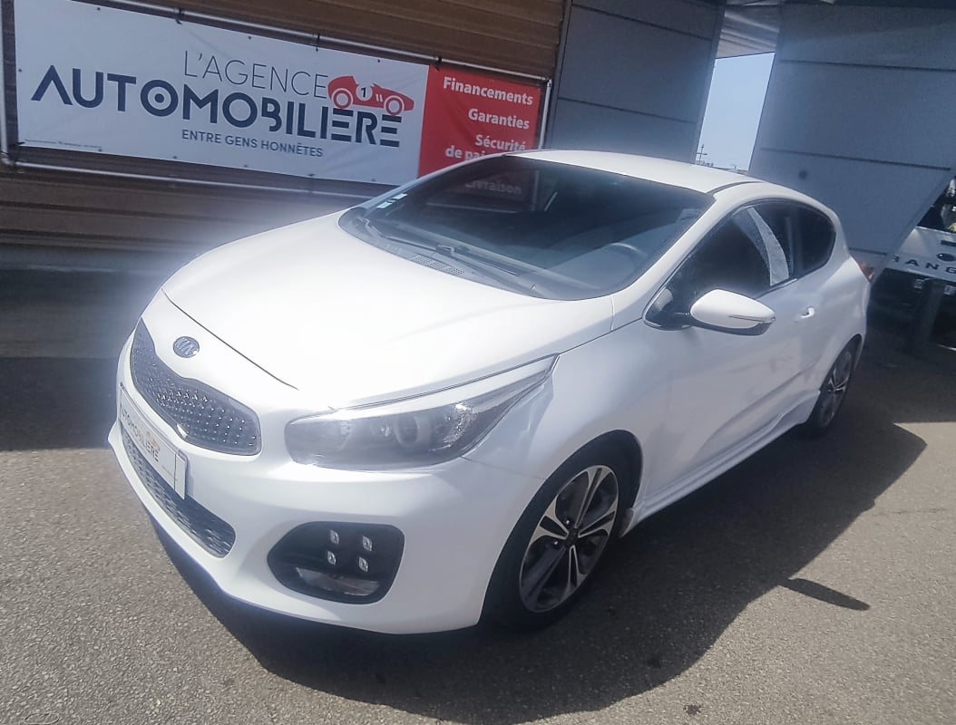 Kia Ceed T-GDI GT LINE — 2