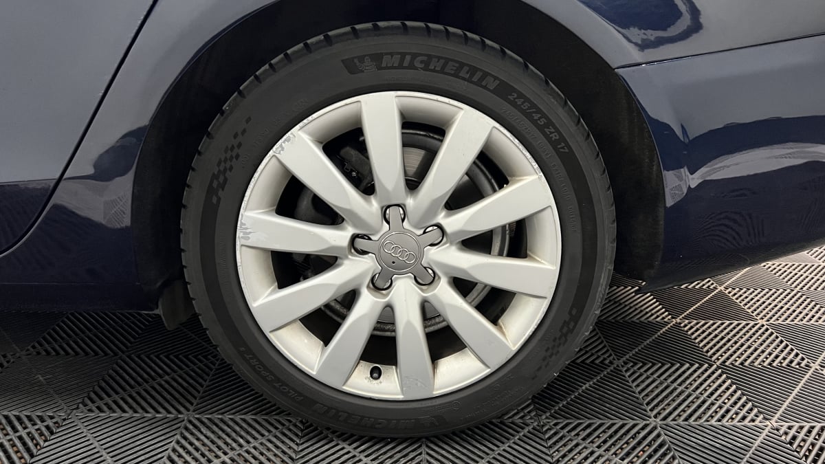 Audi A4 3.0 V6 TDI 240ch Ambition Luxe quattro Tiptronic — 35