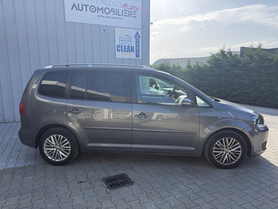 Volkswagen Touran 1.6 tdi 105ch 7 places Confortline — 2