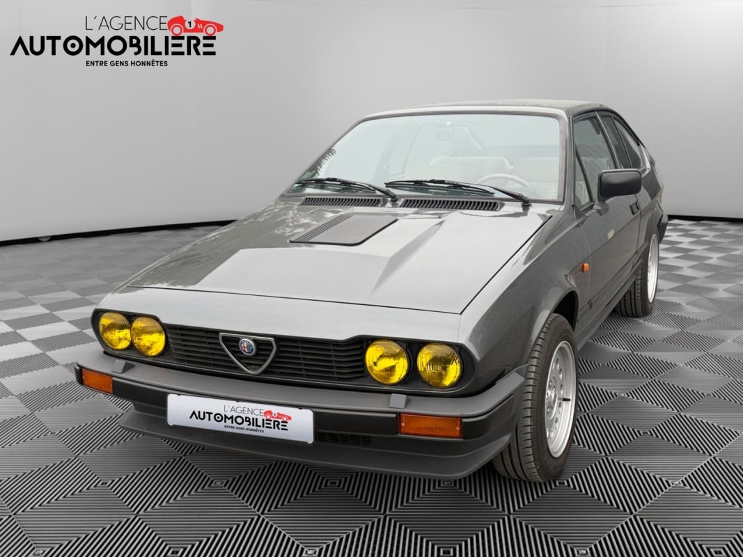 Alfa Romeo GTV 2.5 i V6 coupé