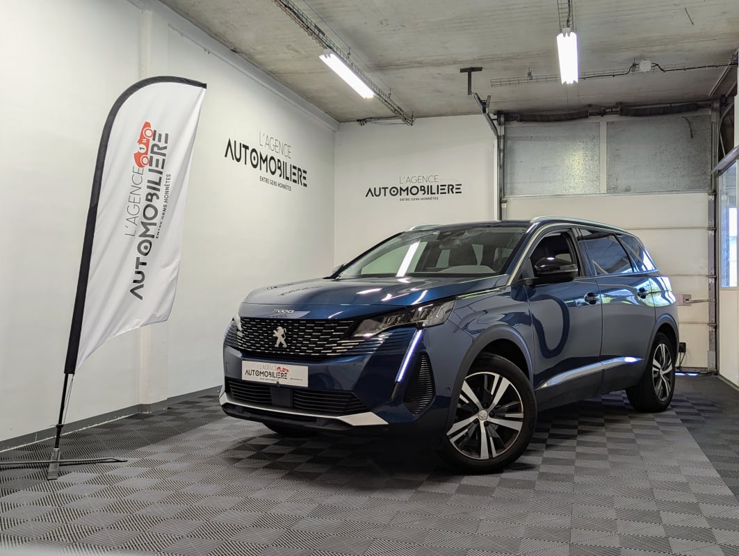 Peugeot 5008 II (2) 1.2 PURETECH 130 S&S ALLURE PACK BVM6 — 1