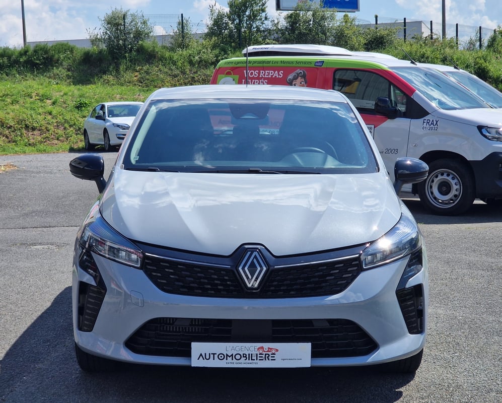 Renault Clio 1.0 tce 90 ch EVOLUTION — 2