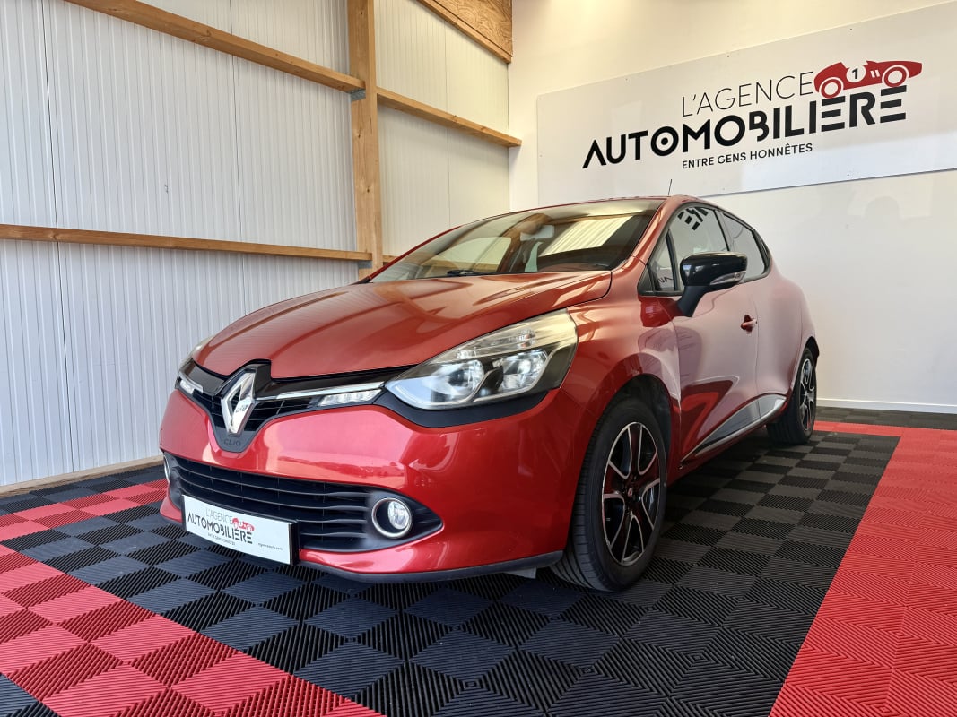 Renault Clio IV 0.9 TCE 90 ENERGY DYNAMIQUE ECO2 (Attelage, sièges chauffants) — 1