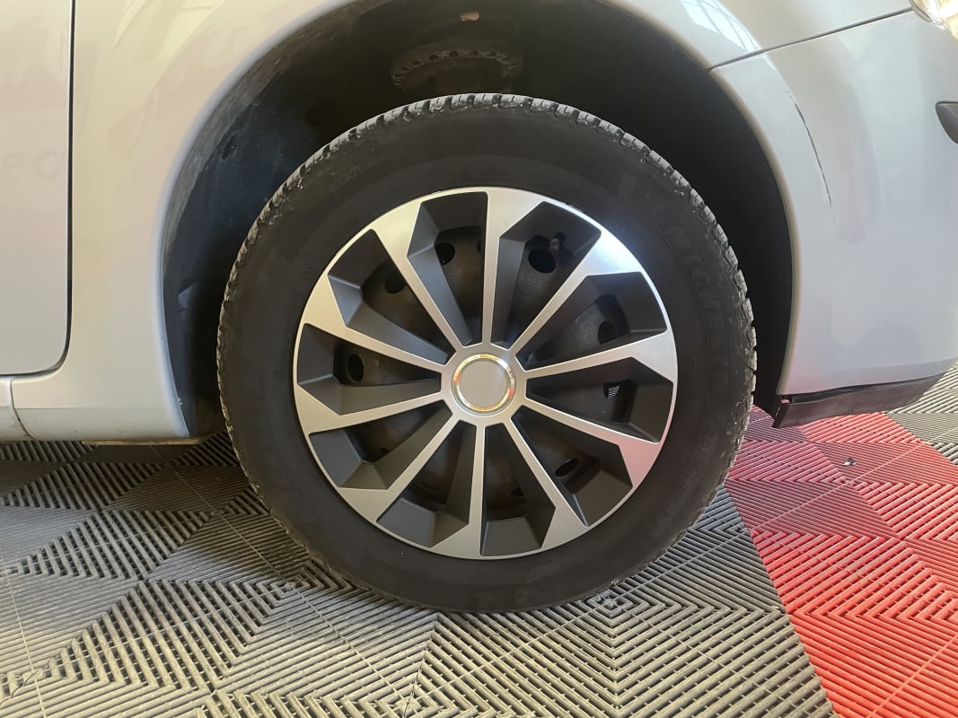Renault Modus 1.5 dCi 65 cv — 17