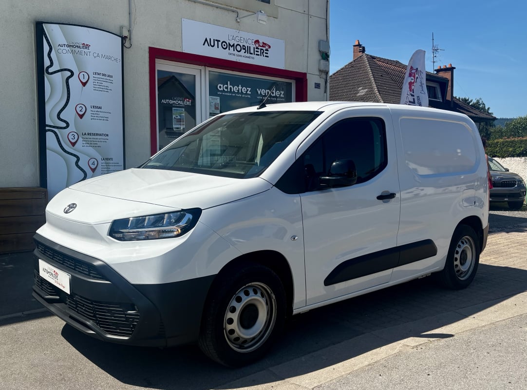 Toyota PROACE CITY L1 1.5 D-4D 131 ch Business