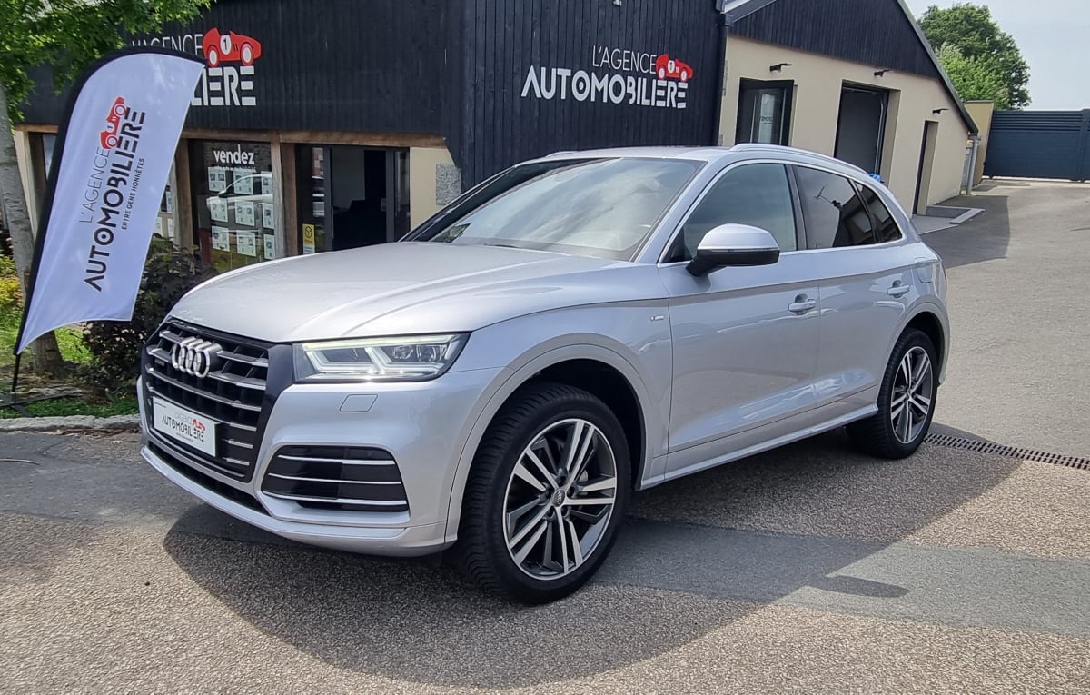 Audi Q5 S-LINE 55 PLUG-IN HYBRID TFSI 367 S-TRONIC 7