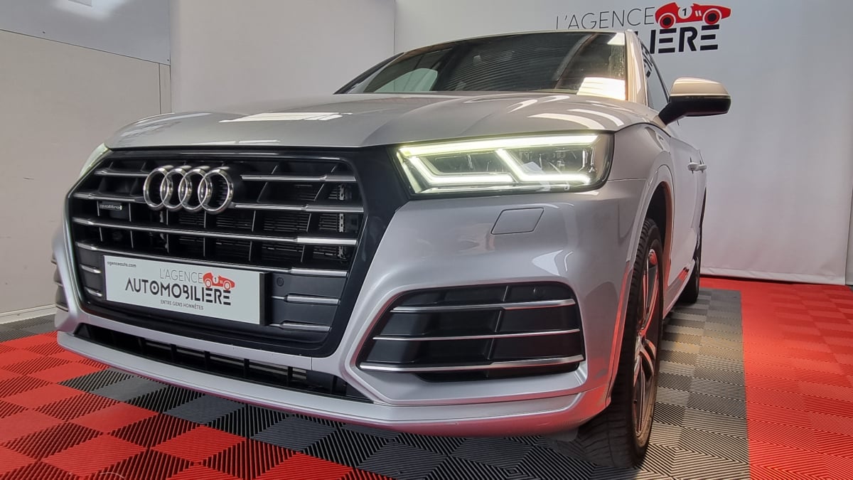 Audi Q5 S-LINE 55 PLUG-IN HYBRID TFSI 367 S-TRONIC 7 — 40